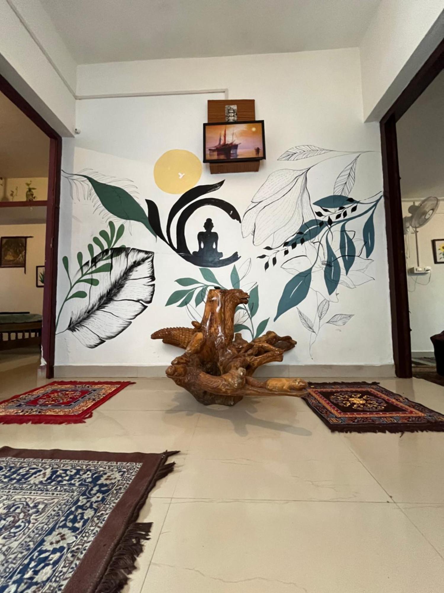 Beachaholic Homestay
