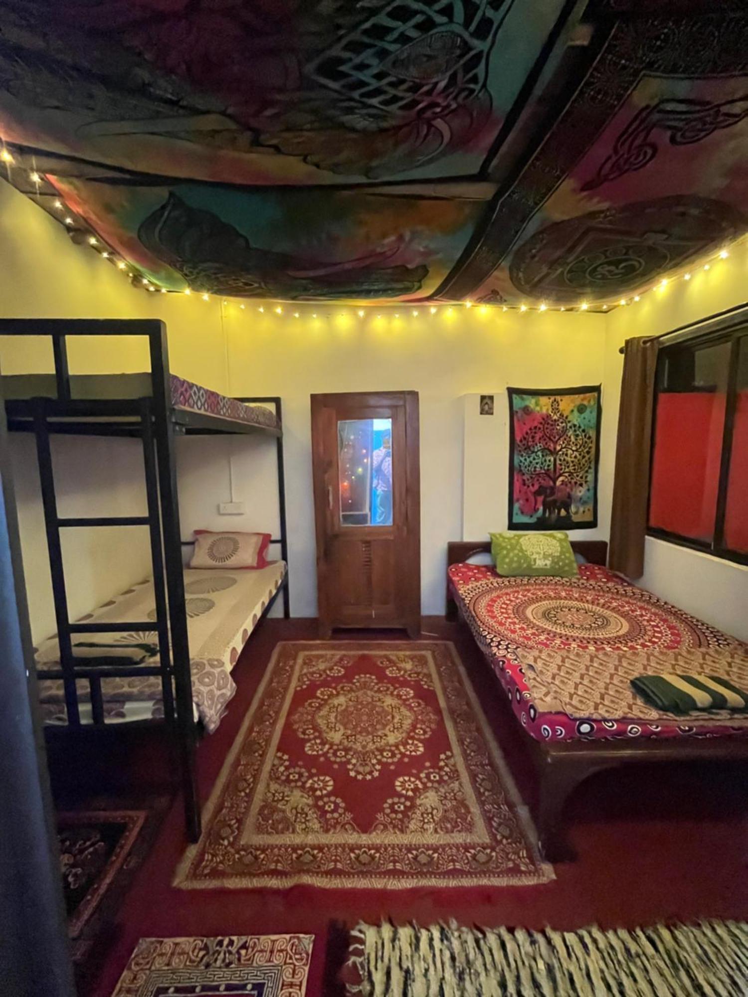 Beachaholic Homestay