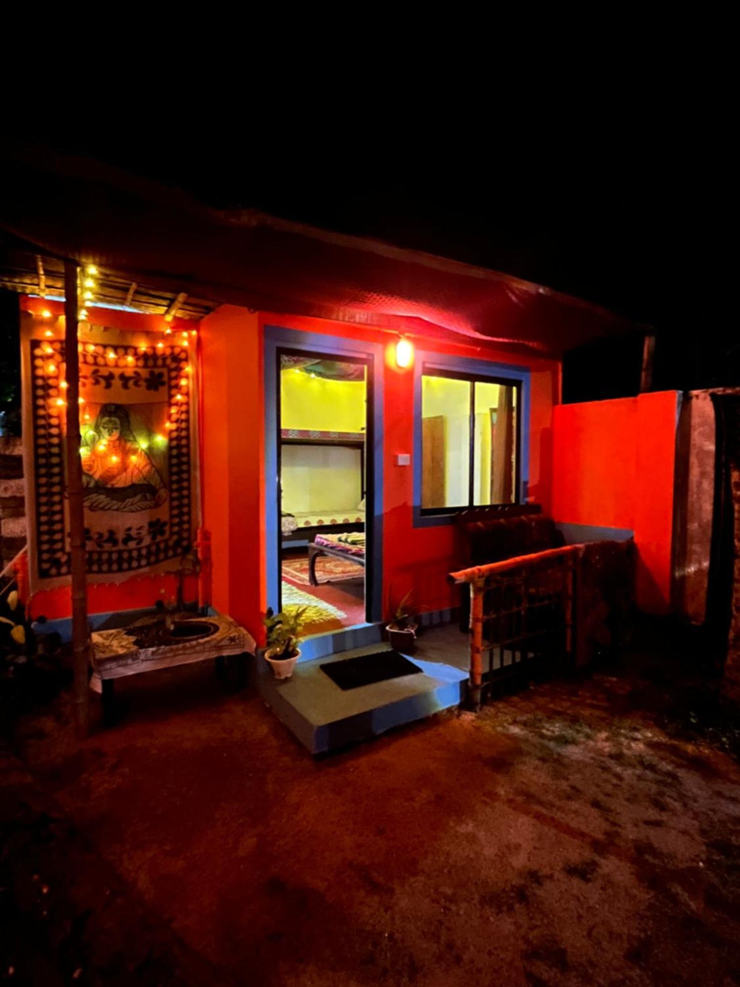 Homestay Beachaholic *