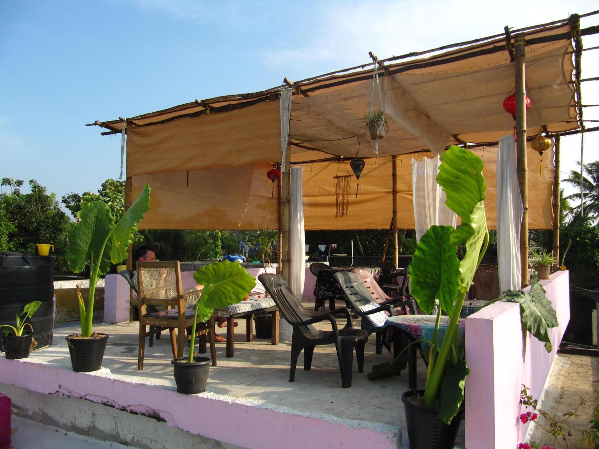 Homestay Beachaholic *